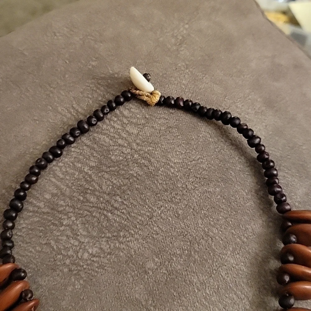 VTG 1970s Unisex Lucky Sea Bean Beaded Barbarian Surfer Festival Choker Necklace